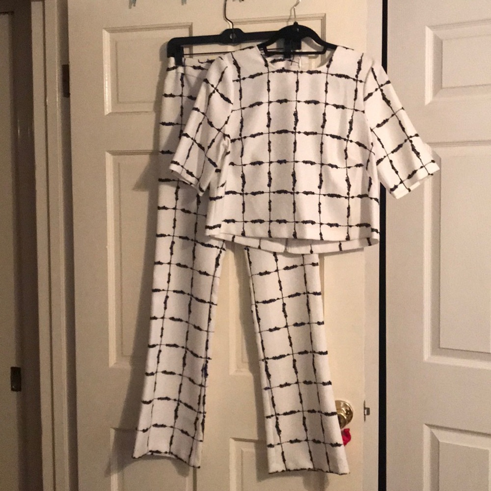 BCBGeneration Graph Print Set